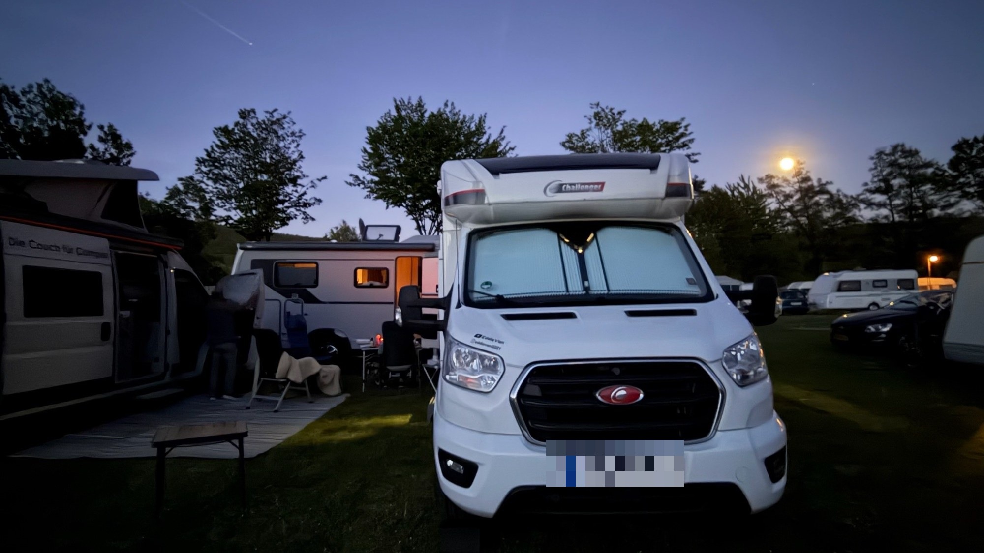 Aqua-Camping